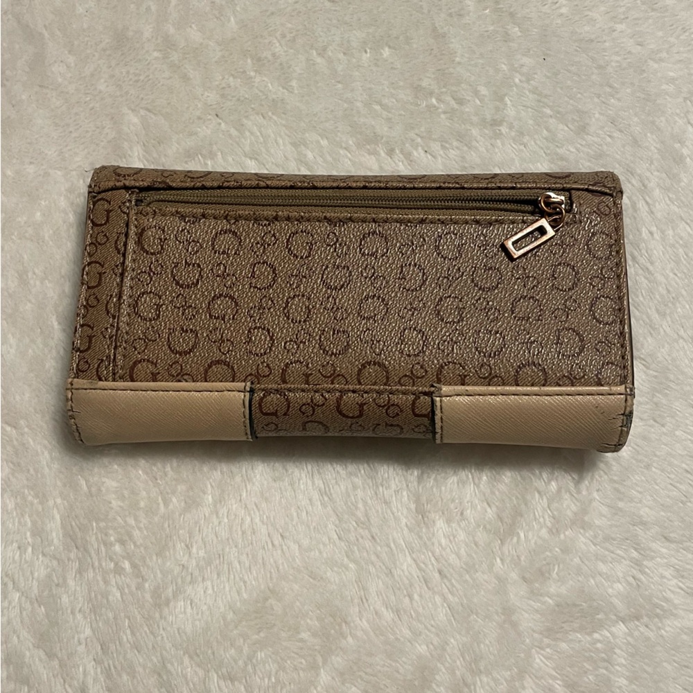 Guess wallet - Picture 3 of 4